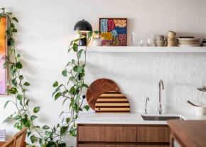 The Artist Retreat 2BR Home 4mins from MCG